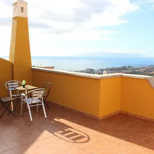 holiday-home-with-a-serene-ocean-and-mountain-view.adeje-hotels.com/